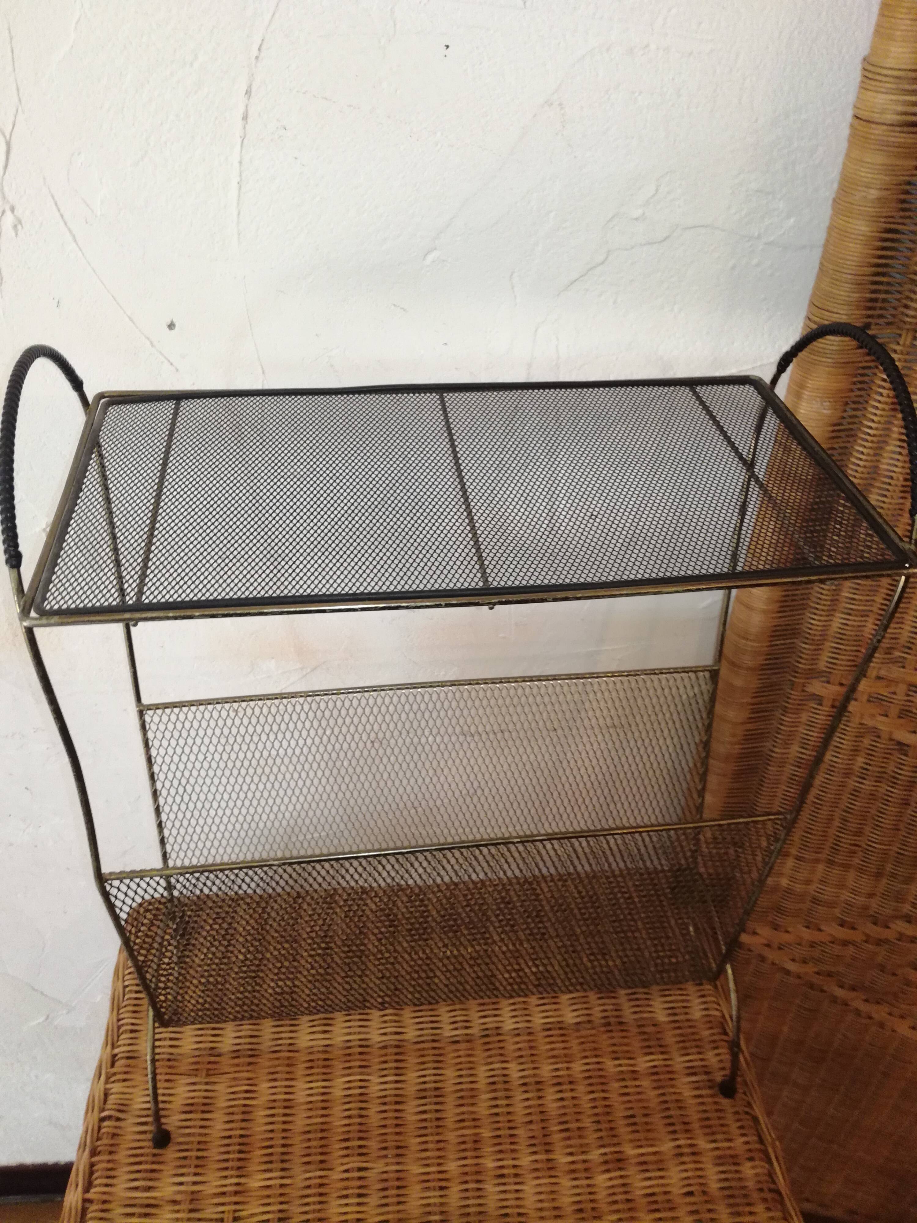 Metal magazine holder