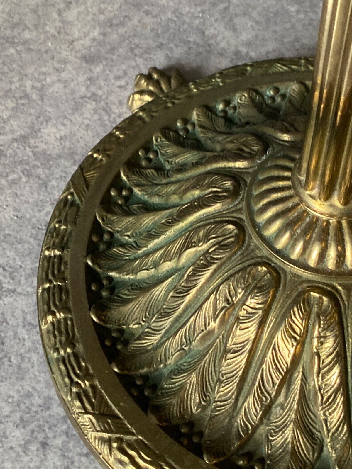 Valet de nuit travail français pieds griffes 1960 brass and wood