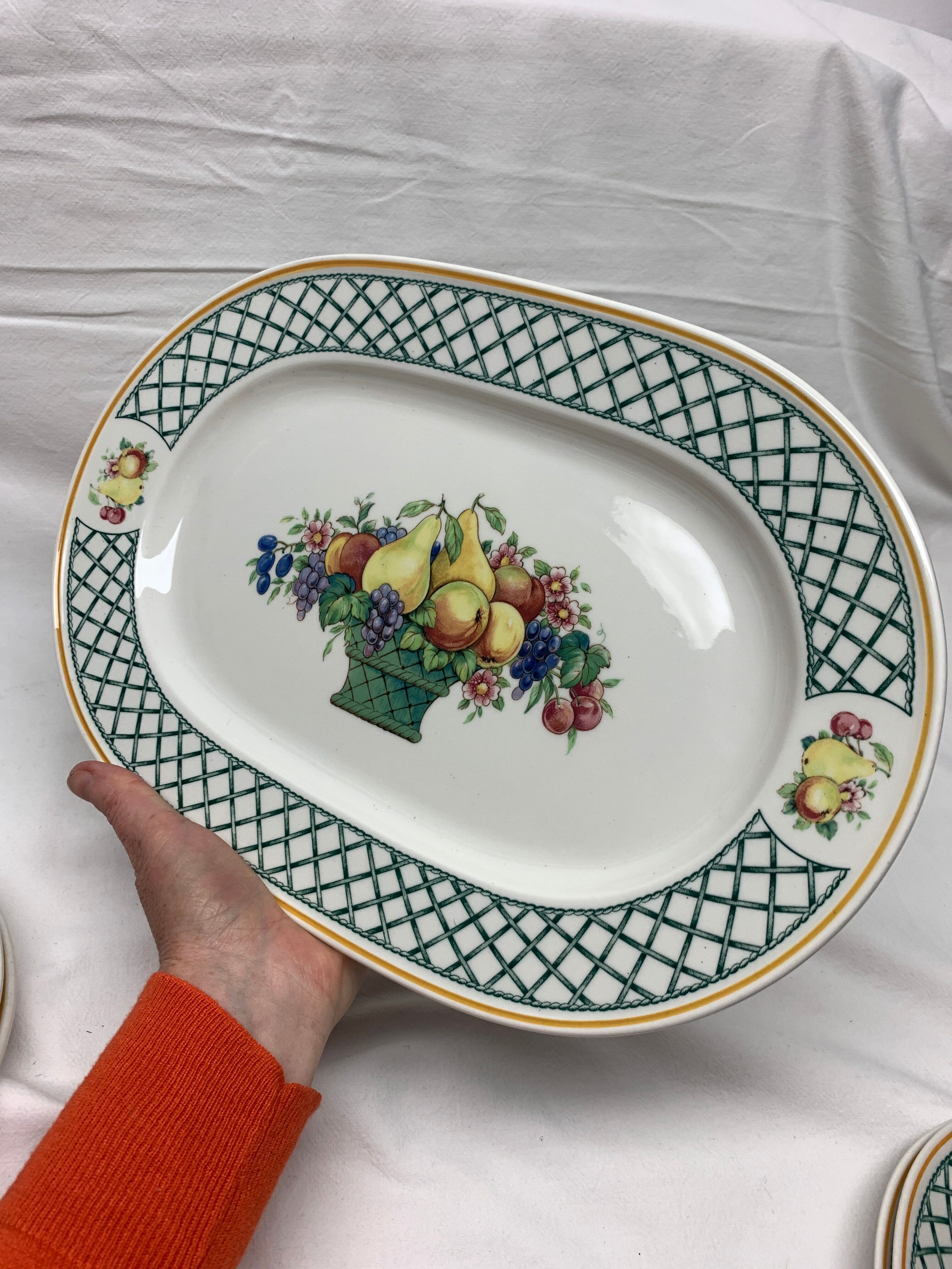 Oval flat villeroy and boch basket