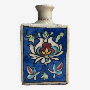 Kadjar Iznik Persian bottle vase 19th century