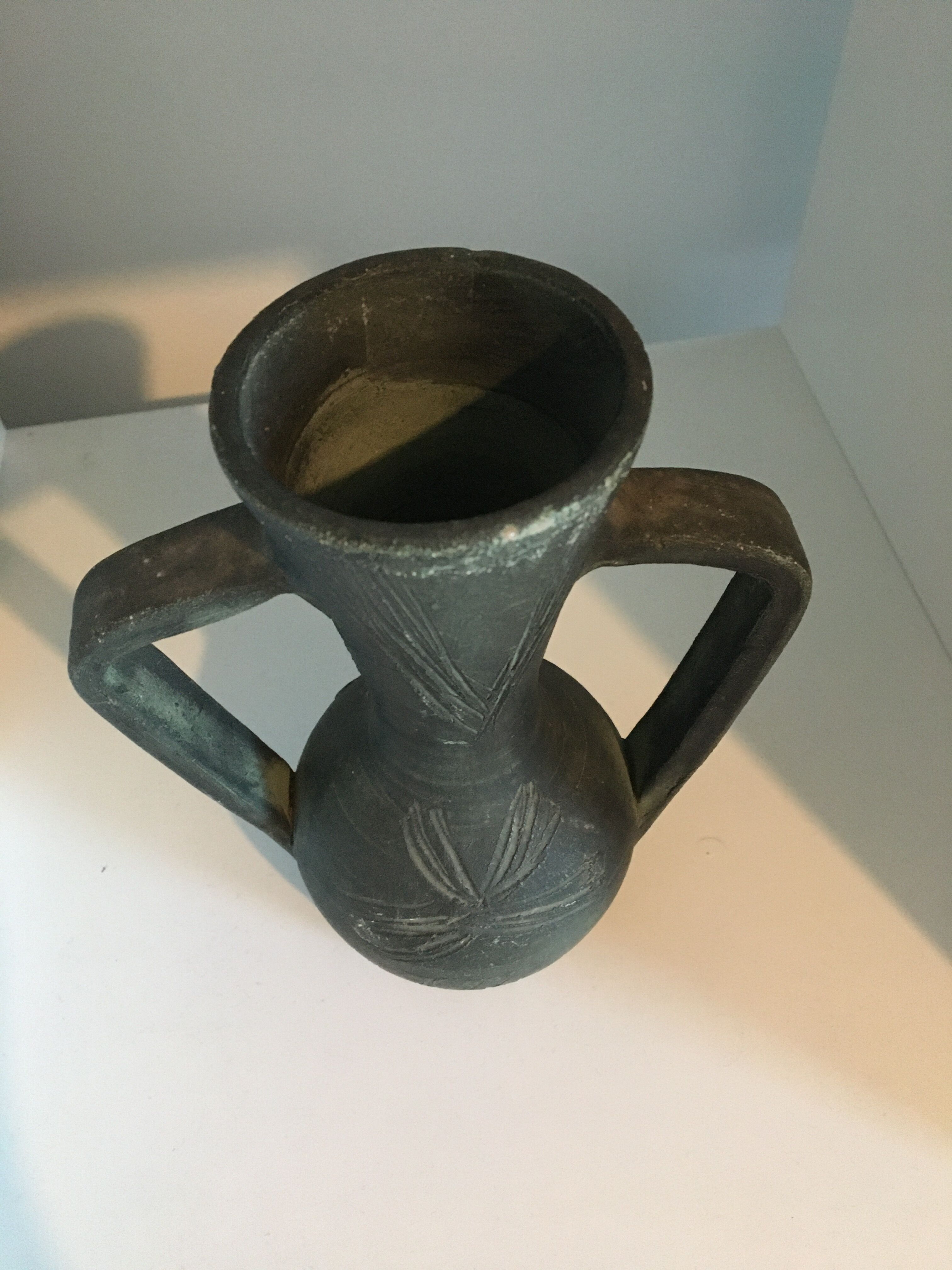 Vase et plâtre