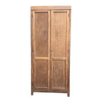 Parisian school wardrobe in oak (renovated)
