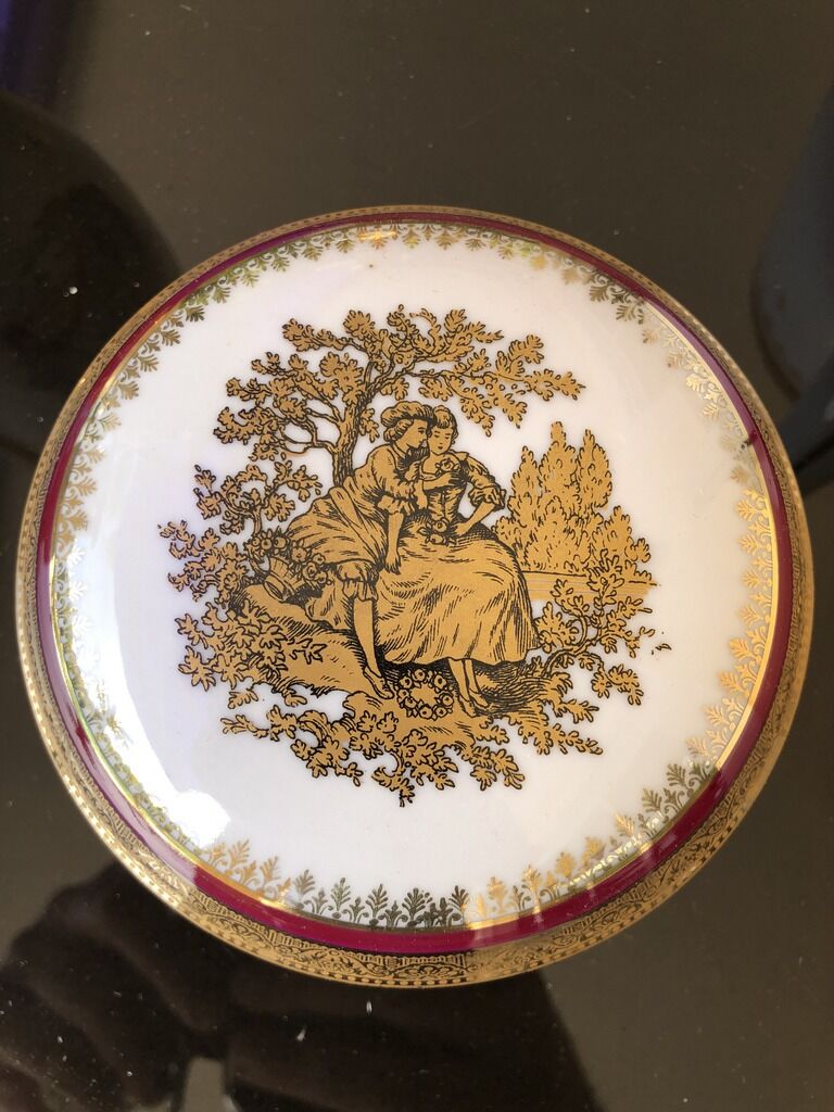 Dredged box - porcelain candy