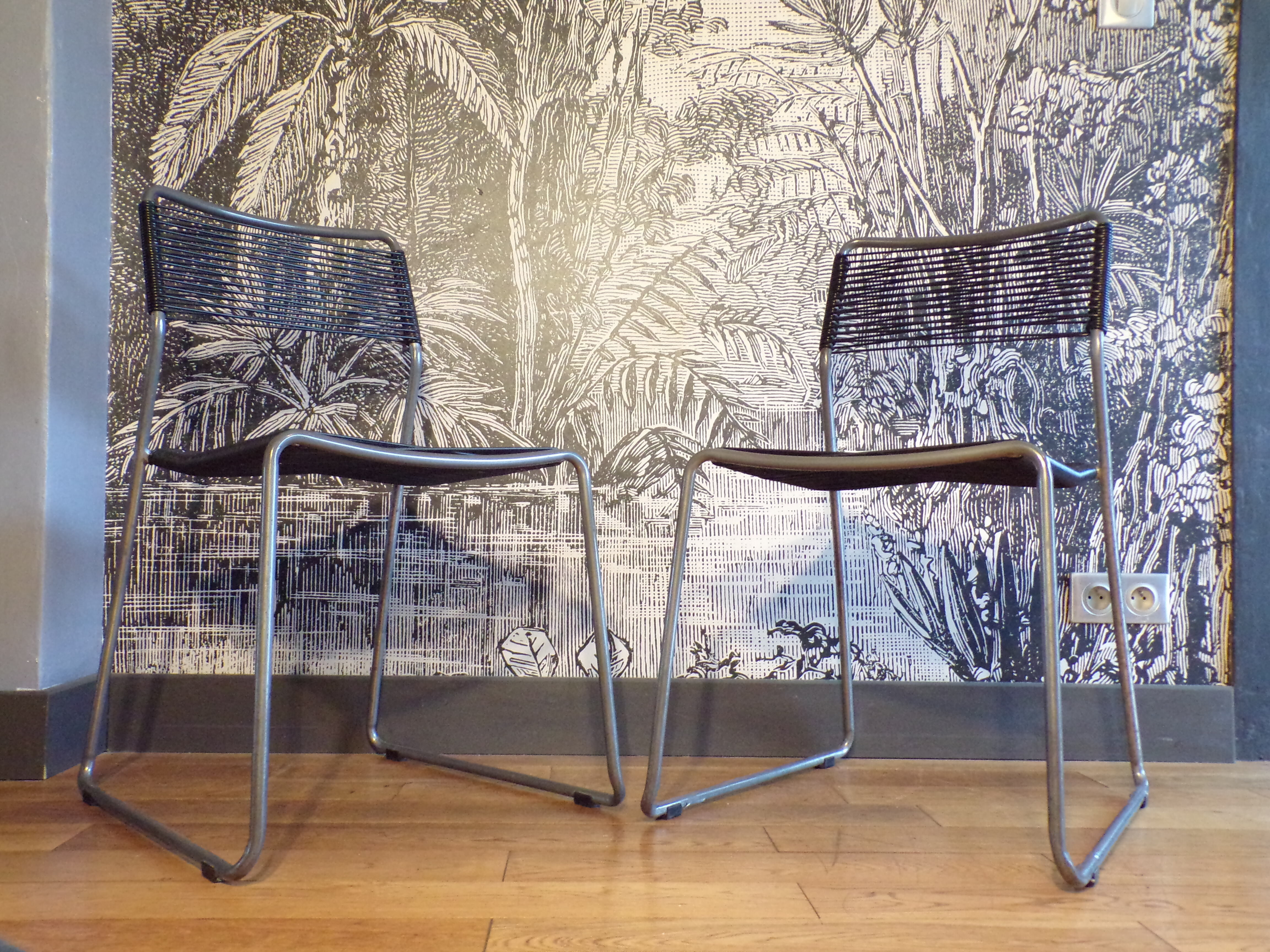 Pair of scoubidou vintage shredded chairs