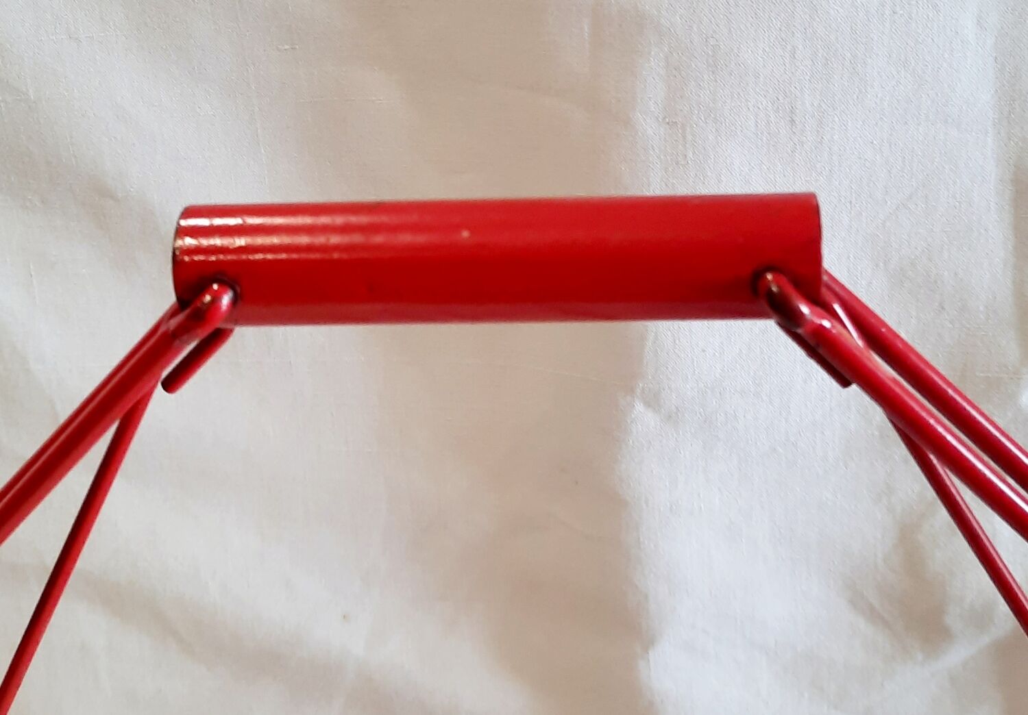 Vintage metal bottle holder