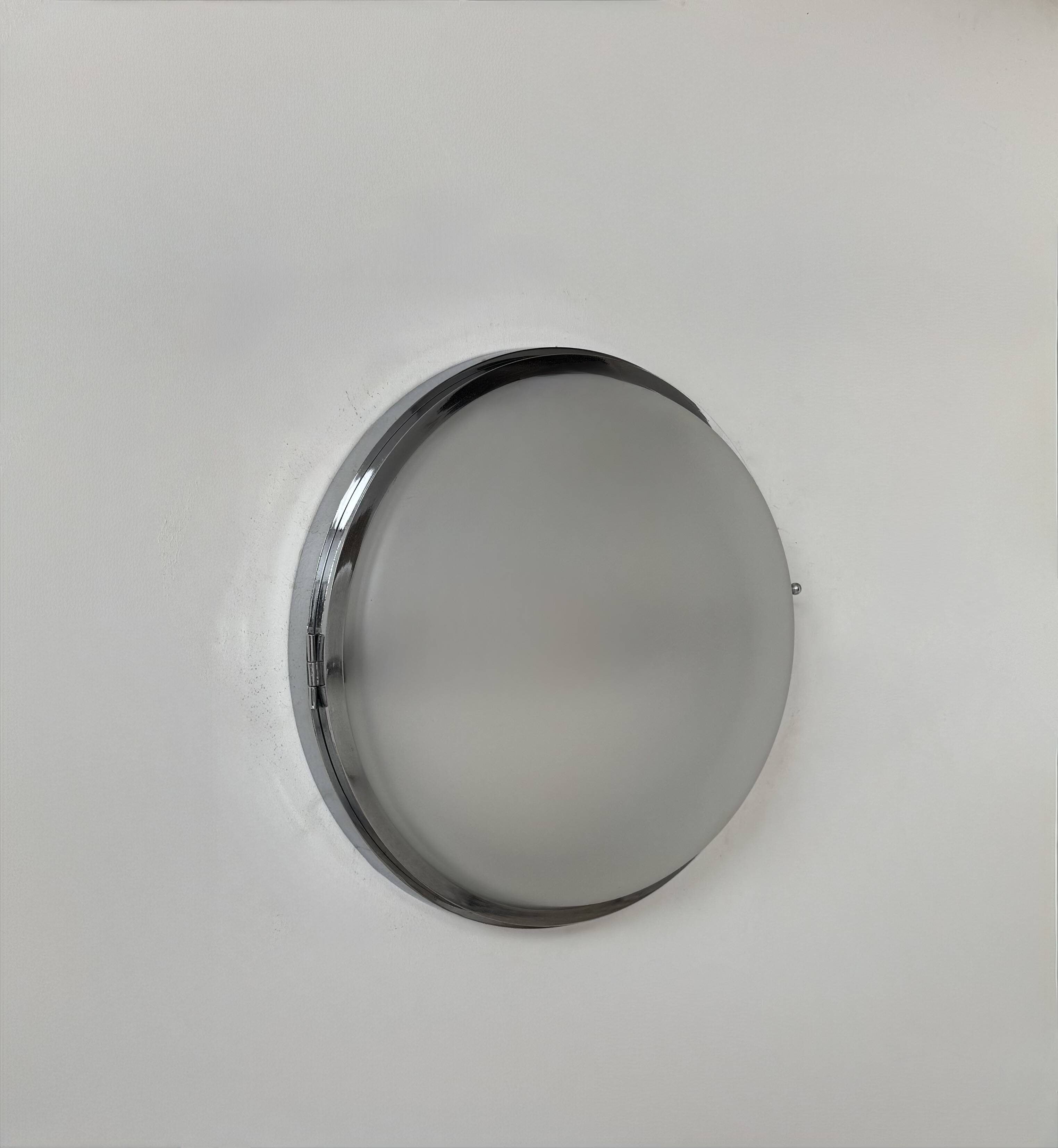 Applique vintage XL, métal chromé et verre sablé, France, 1930