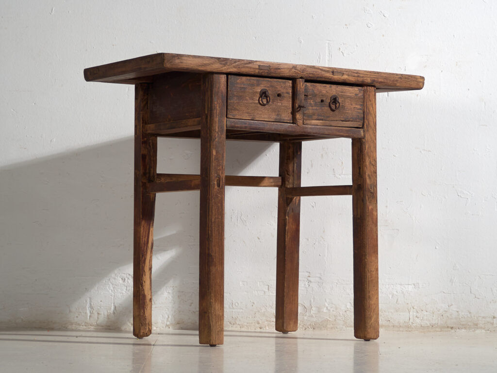 Console ancienne en bois d'orme – Chine, vers 1920