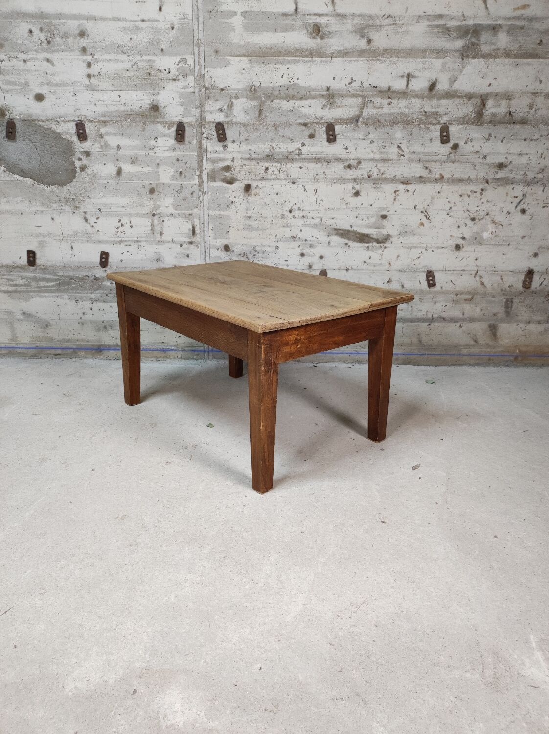 Table basse de ferme