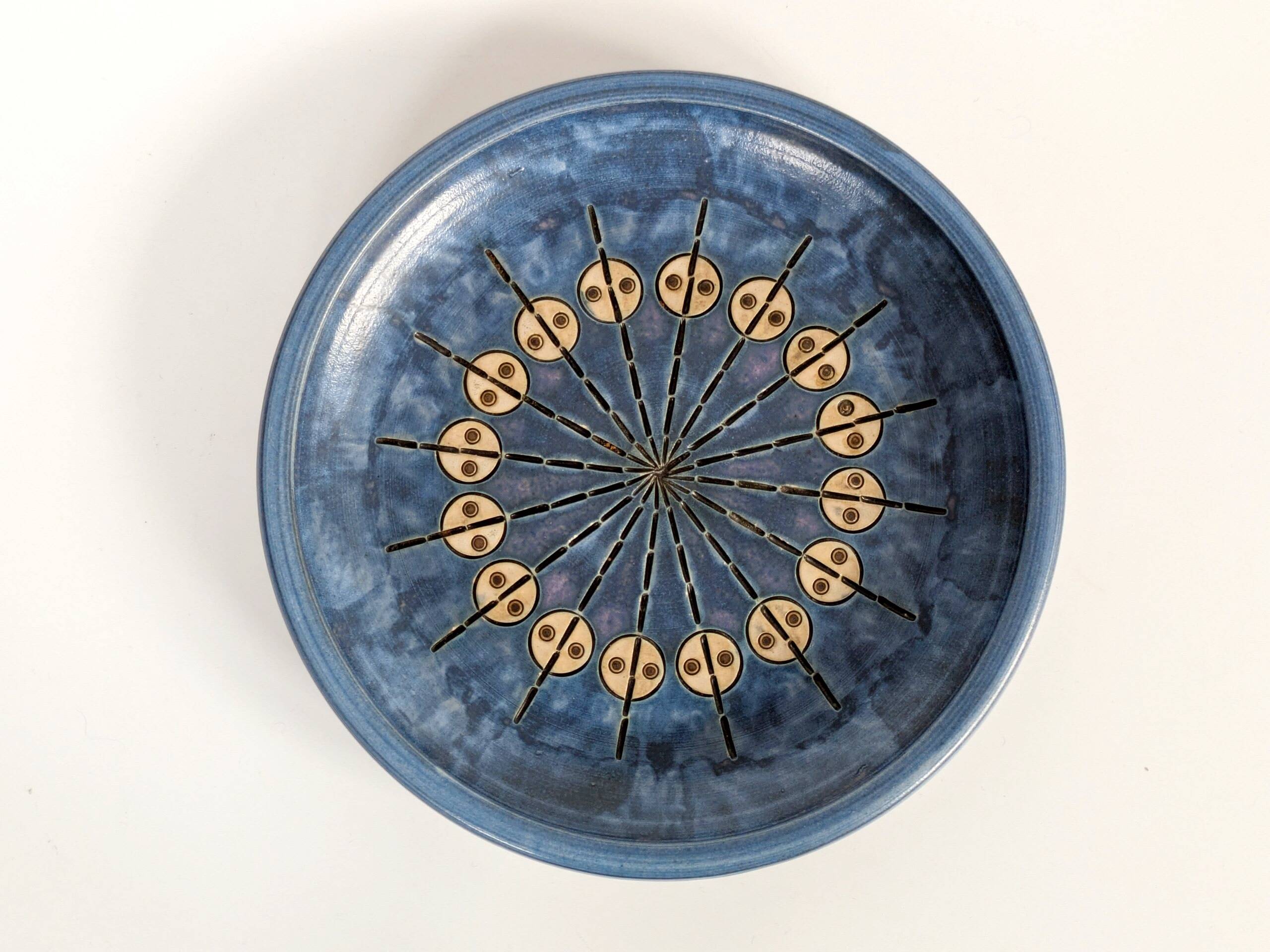 Mid-century ceramic plate signed Heinz Theo Dietz, Germany.