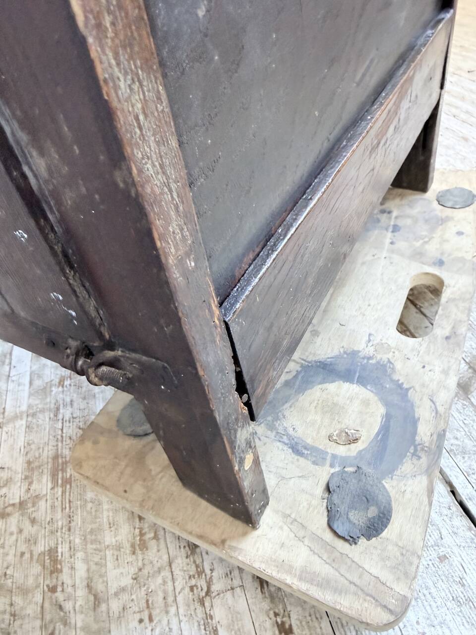 Oak wardrobe "Basque" Dudouyt