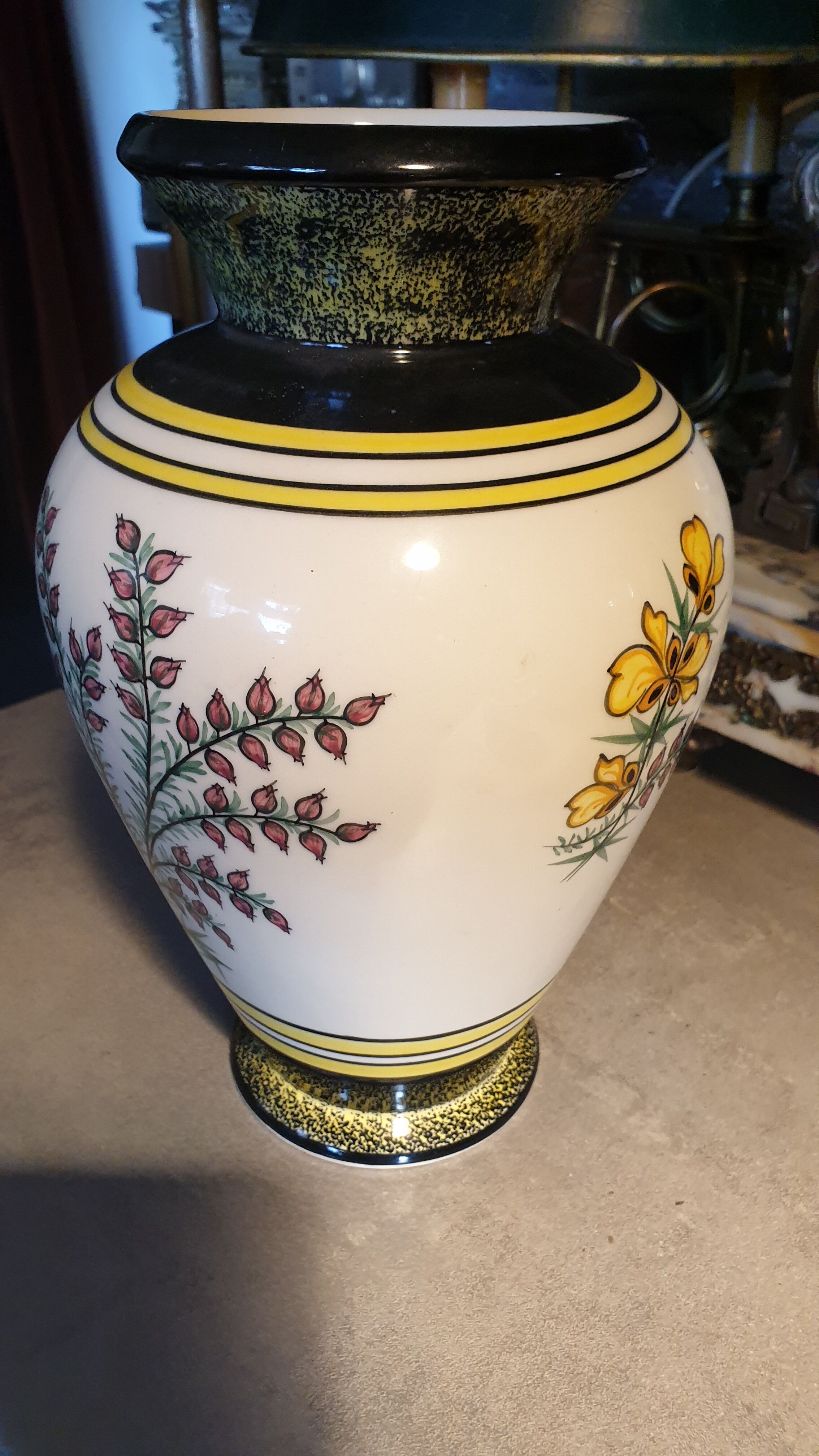 Wedding vase henriot Quimper