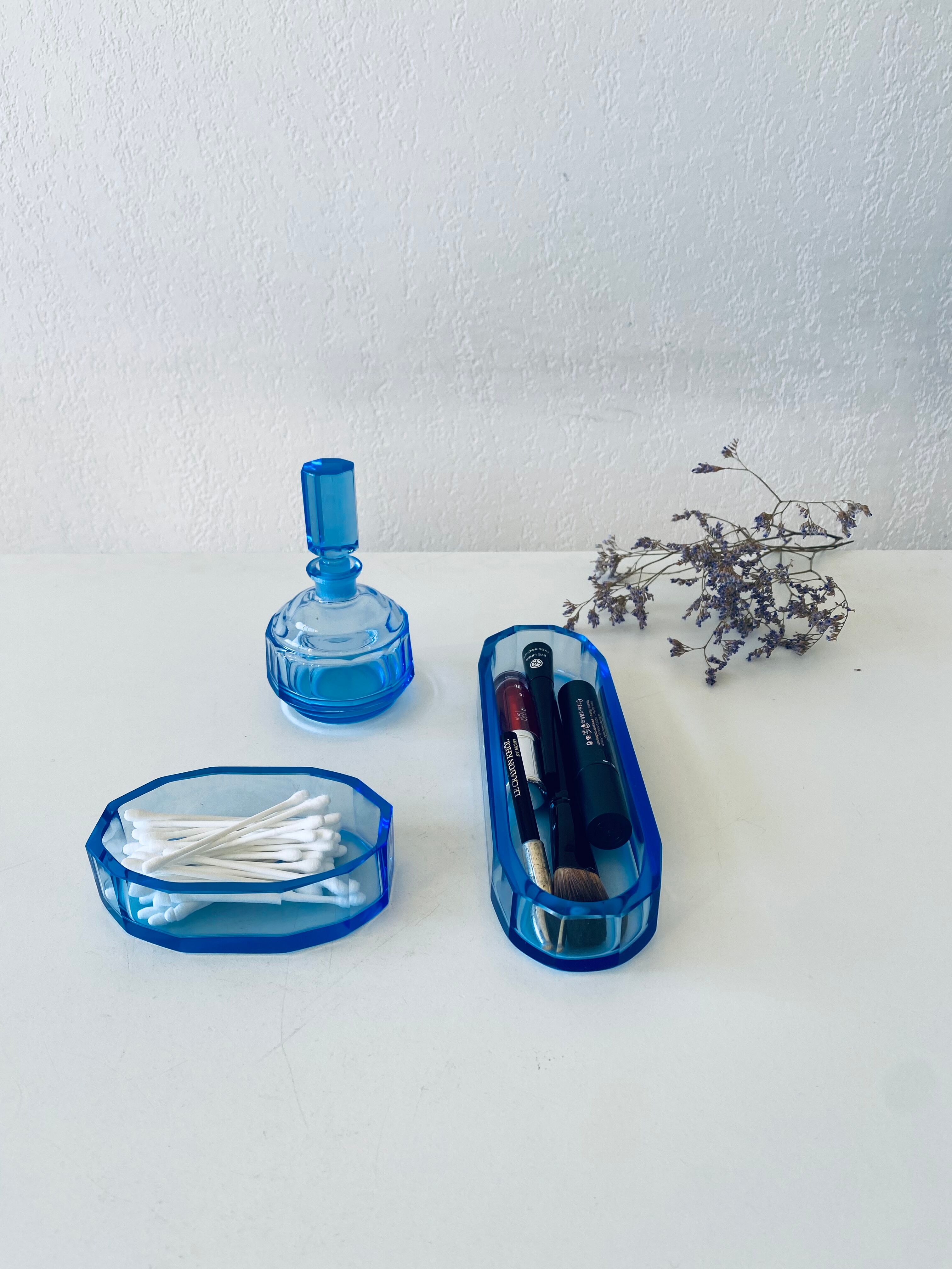 Crystal bathroom kit