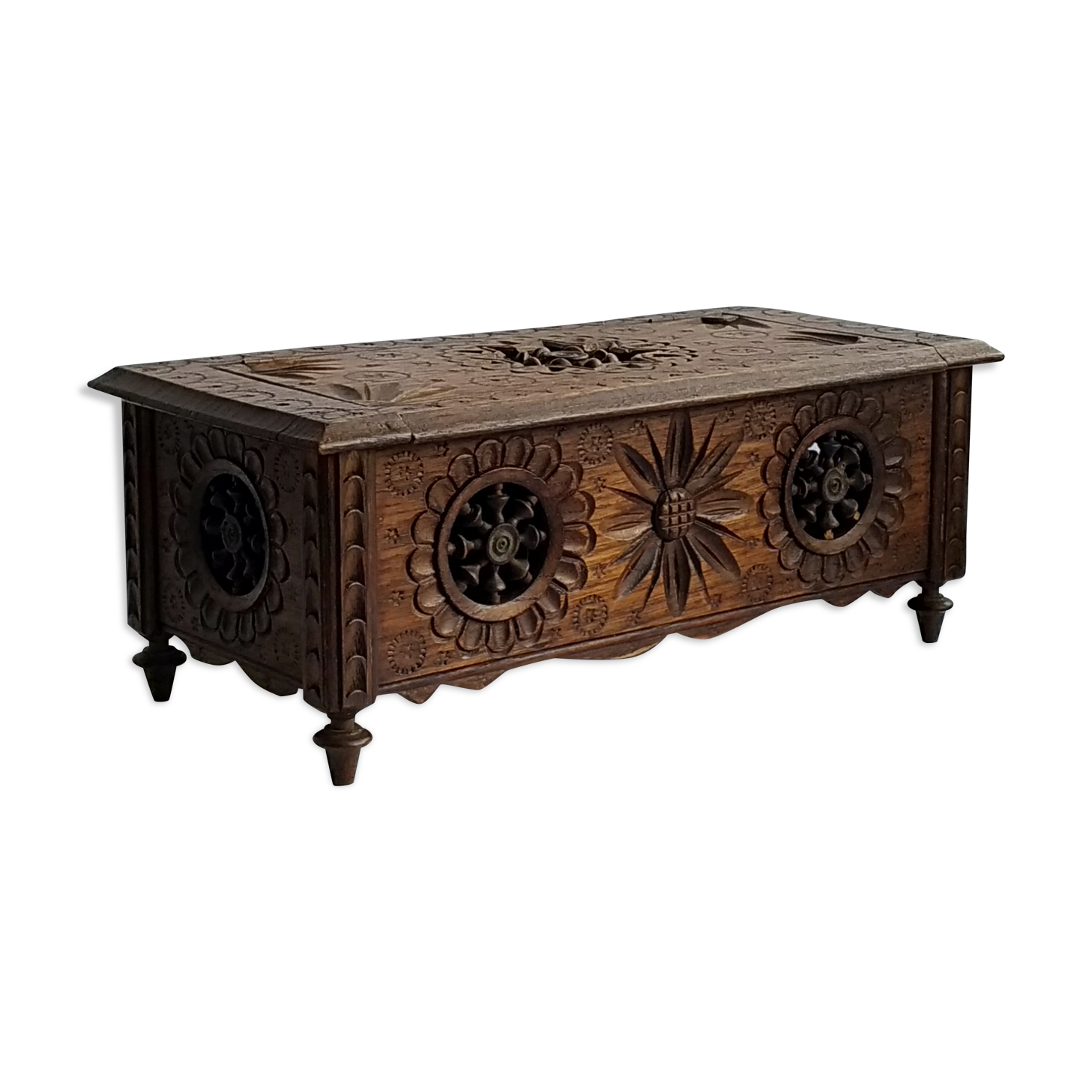 Carved wooden box - 20th