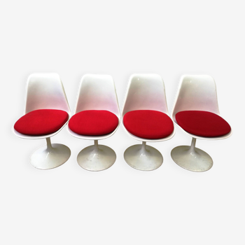 Suite de 4 chaises tulipe design