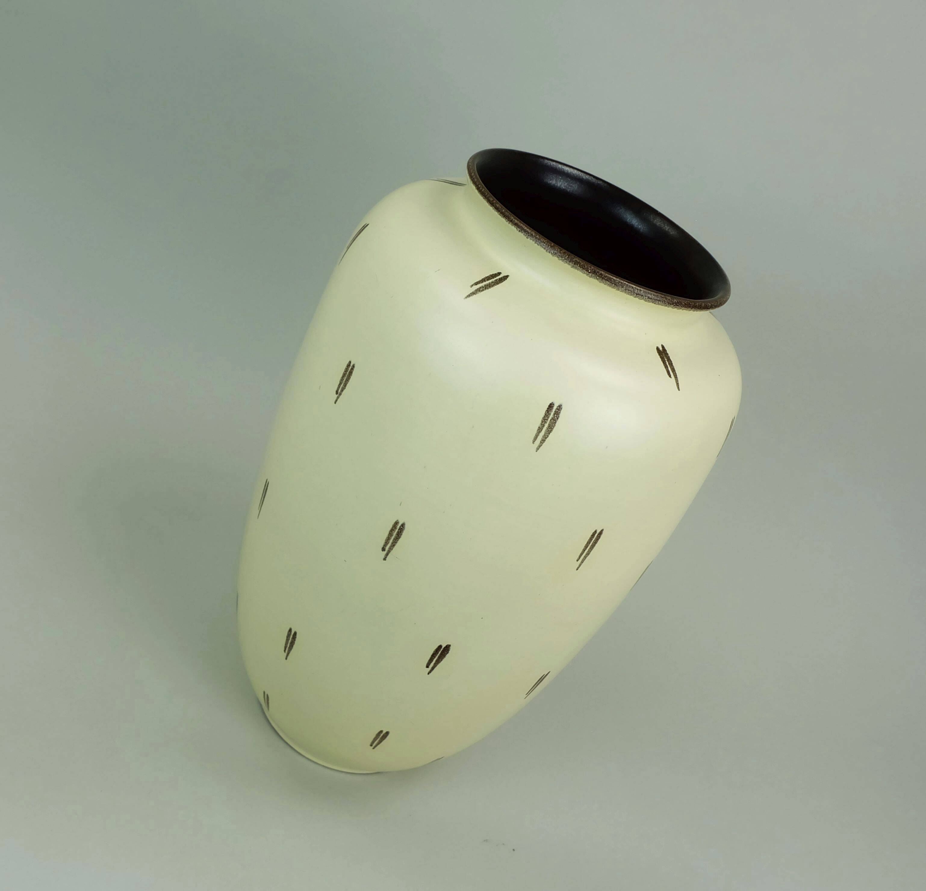 large mid century ceramic FLOOR VASE 1950s fritz van daalen, model 81/10A