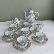 Antique coffee service in fine gilded porcelain – for 6 people – Vintage