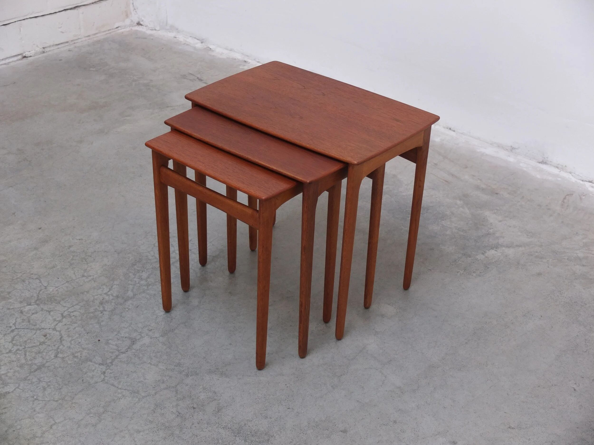 Nesting tables in teak & oak by Svend Åge Madsen, 1960s