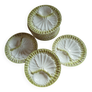 12 assiettes anciennes