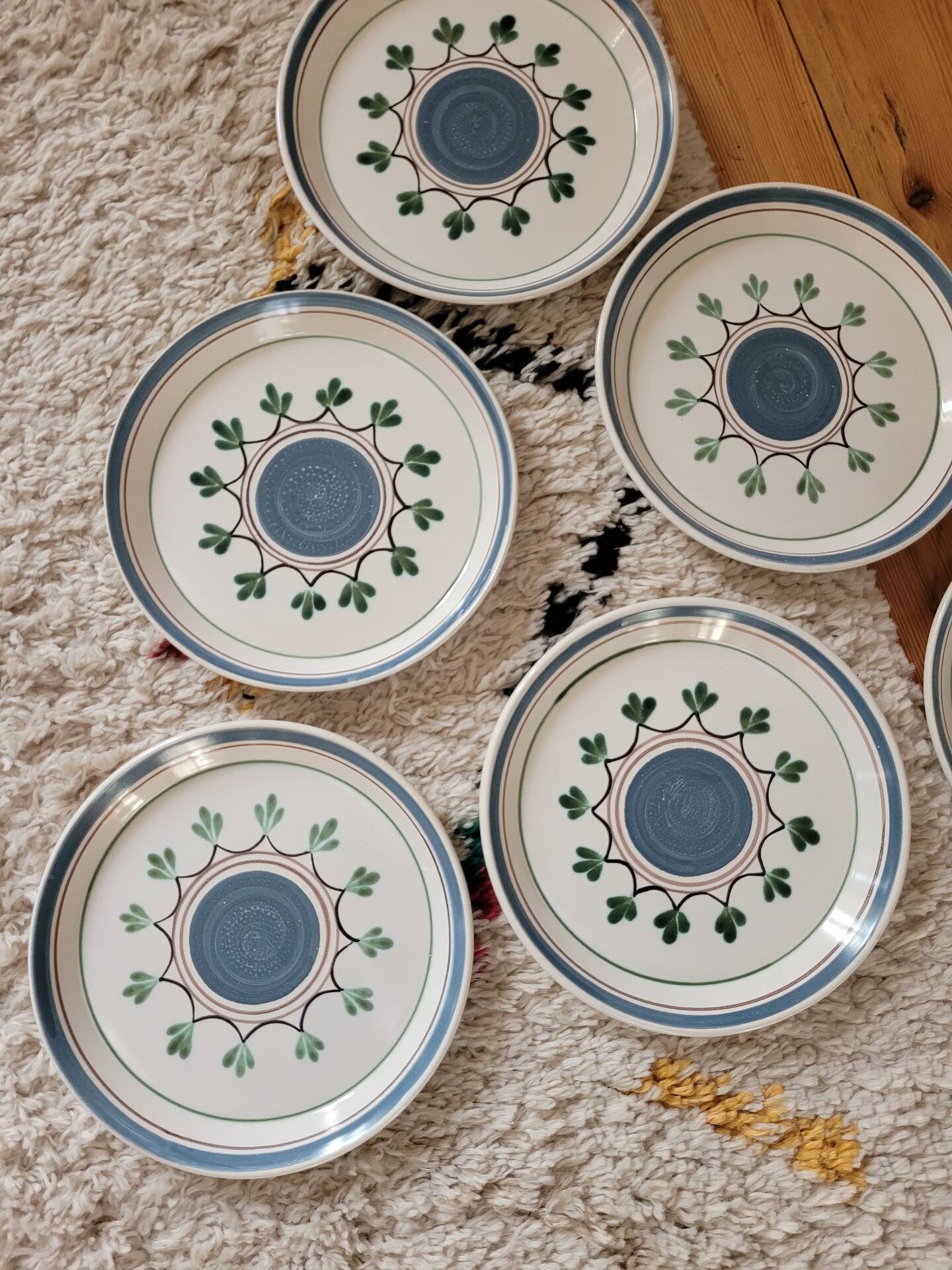 Lot no. 1 of 6 dessert plates MBFA Pornic