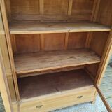 Armoire vitrée