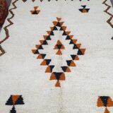 Moroccan Berber rug 250cm x 150cm