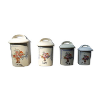 Suite of 4 pots