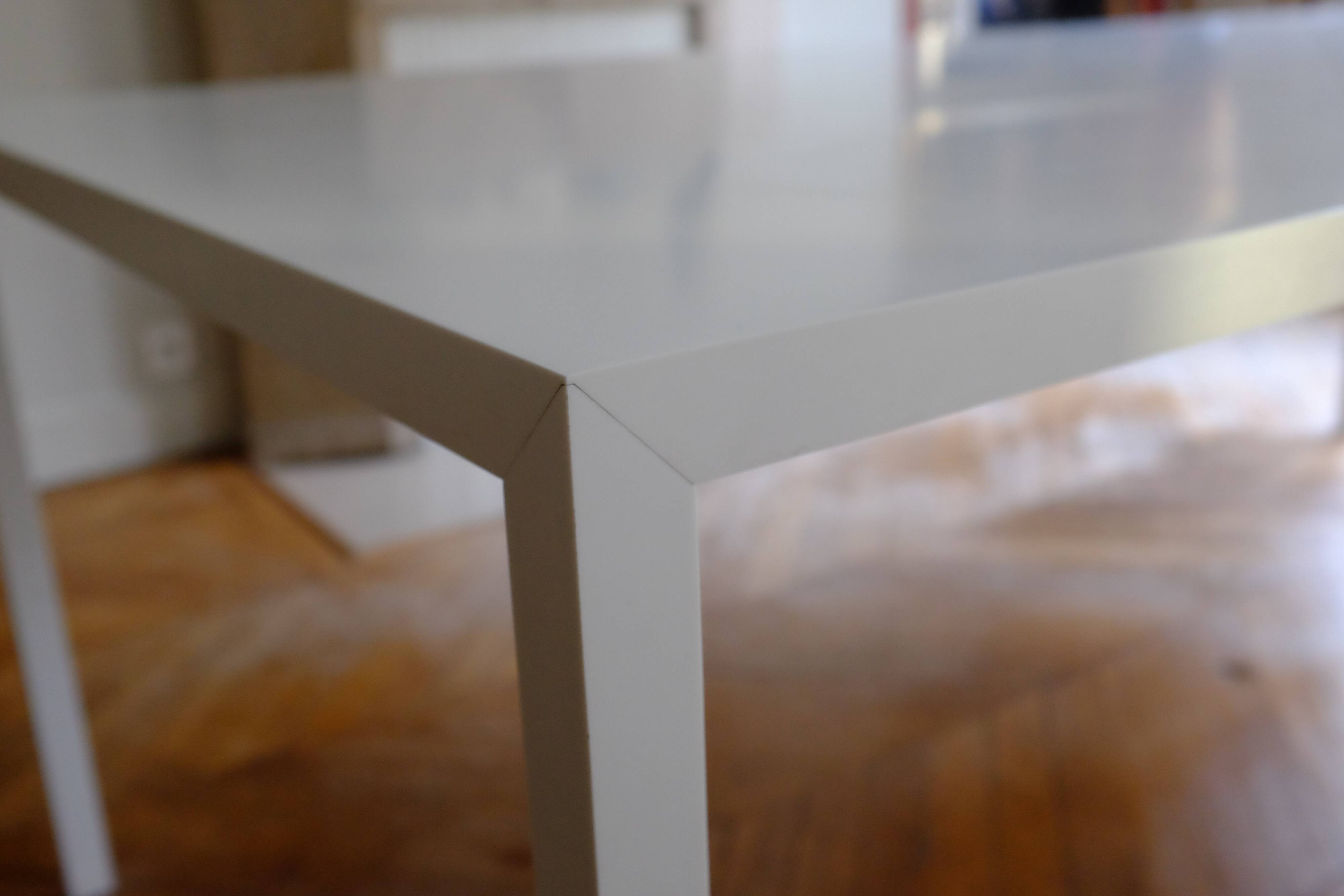 Tense table by mdf italia