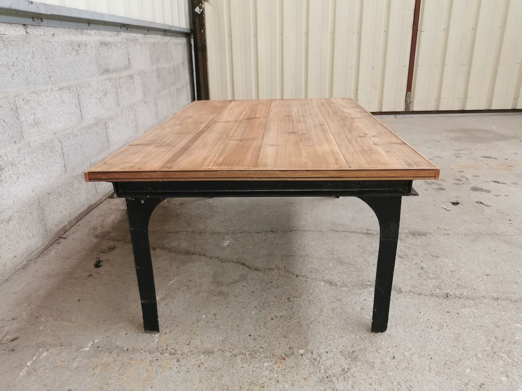 Metal and wood coffee table