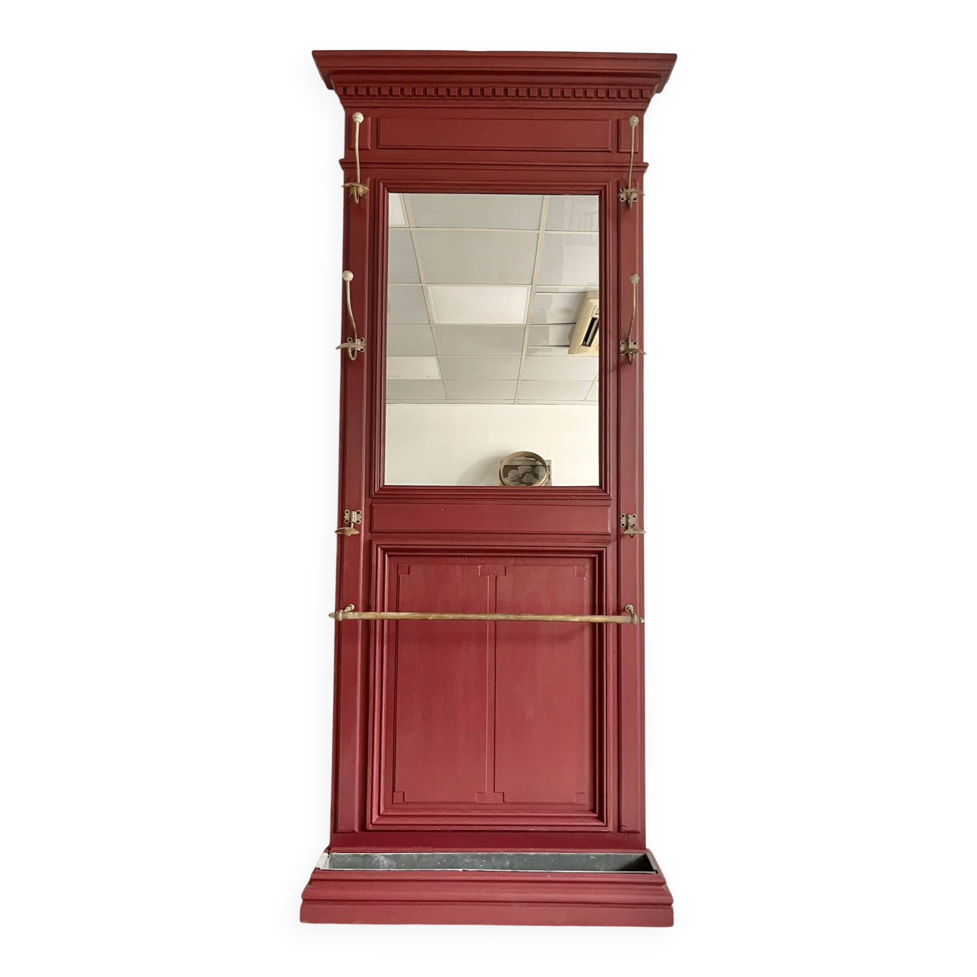 Wardrobe from the late 1800s