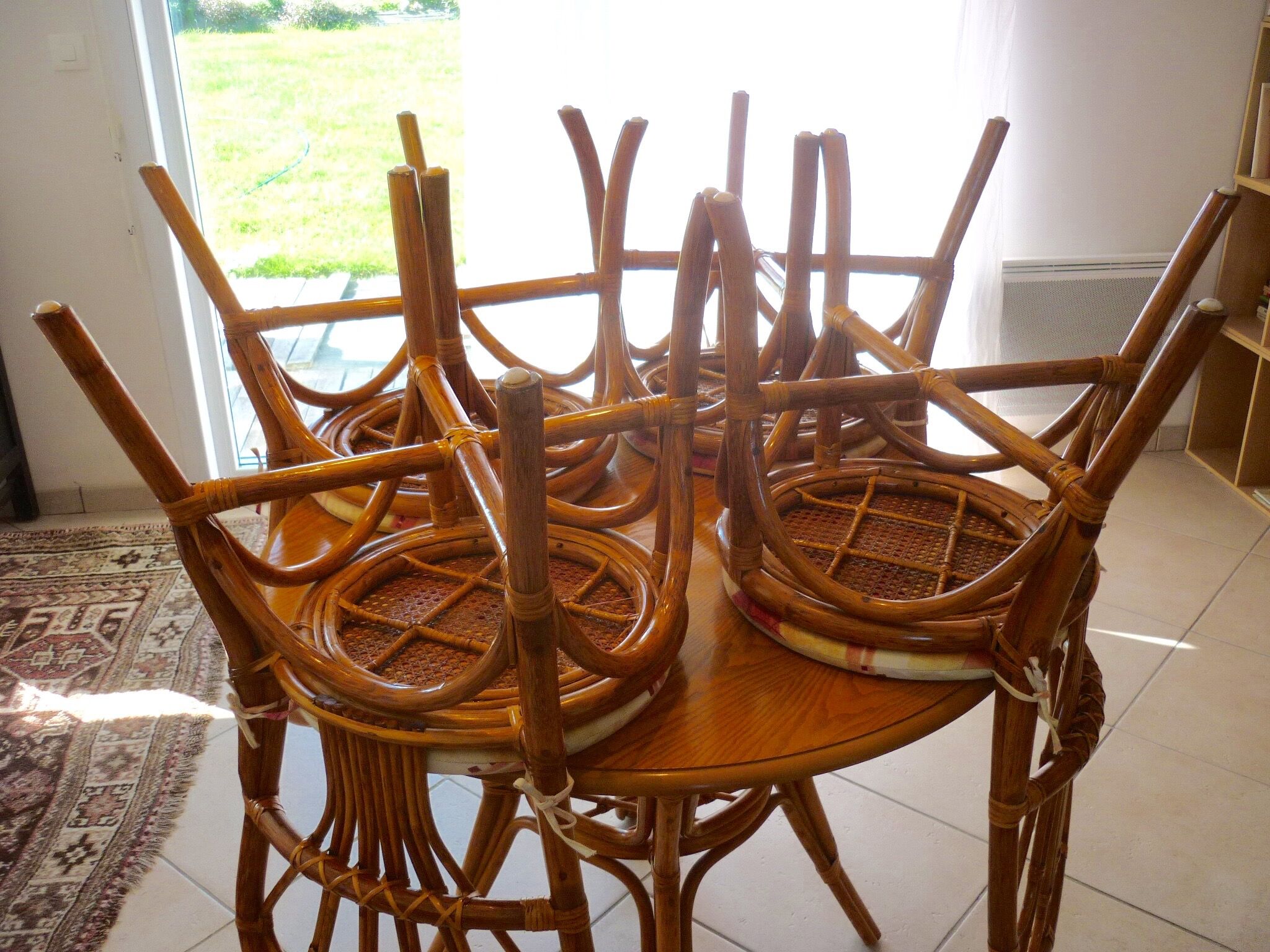 Rattan living room round table and chairs