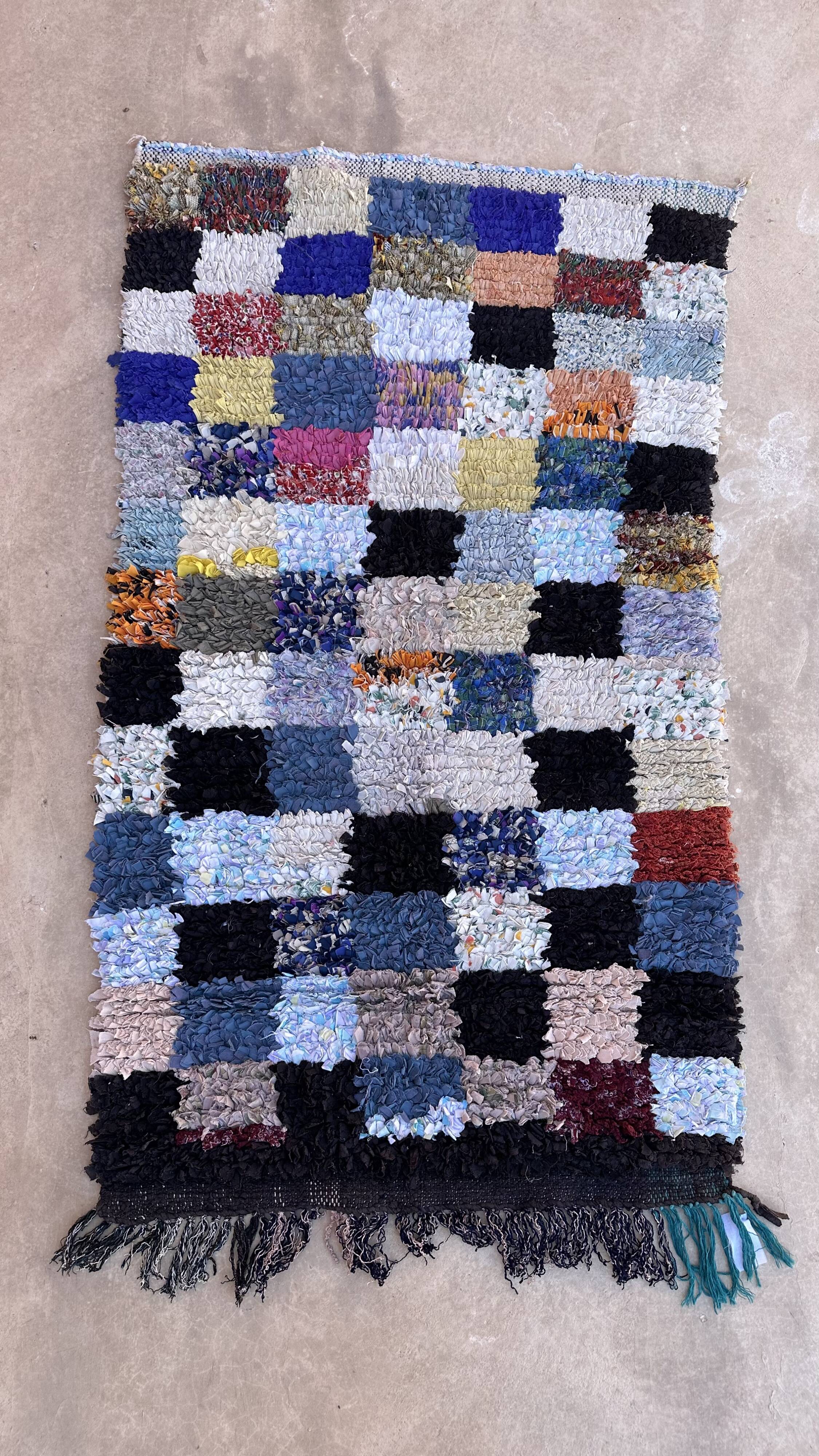 Colorful Boucherouite Moroccan rug - 87 x 152 cm