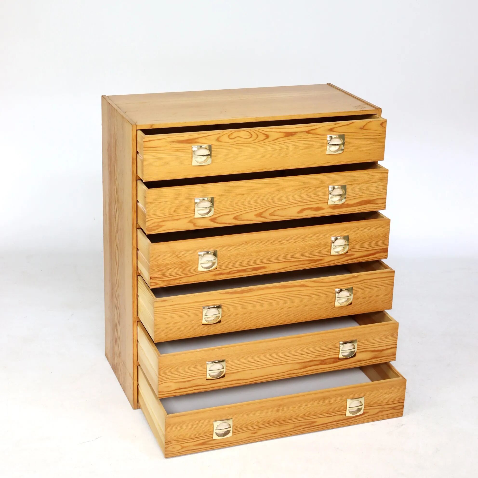 70s six-drawer chest of drawers