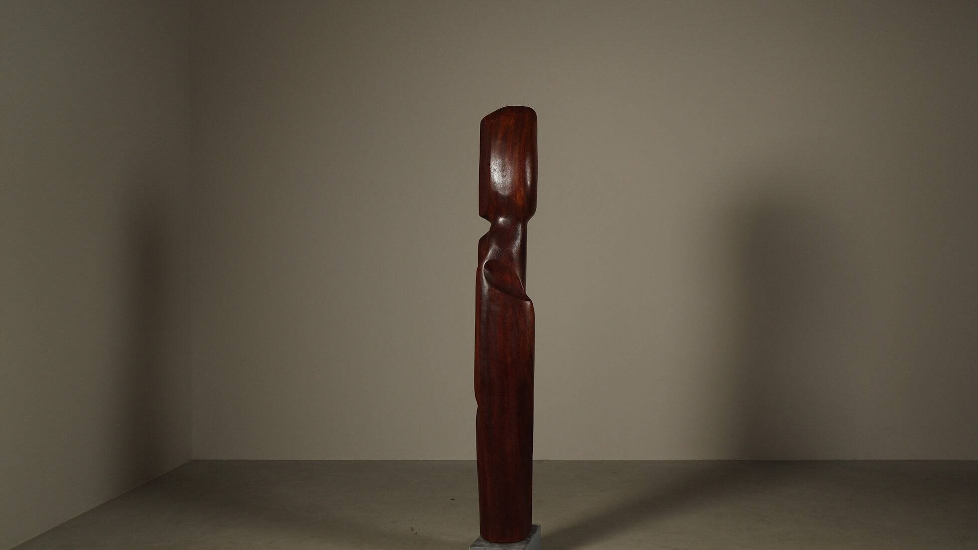 Monumental Afzelia wood sculpture by Begga d’Haese, Belgium, c. 1985