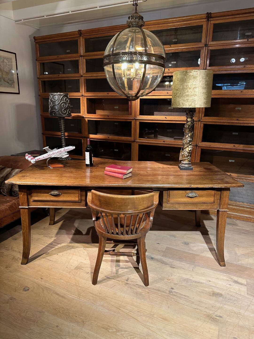 French antique writing table