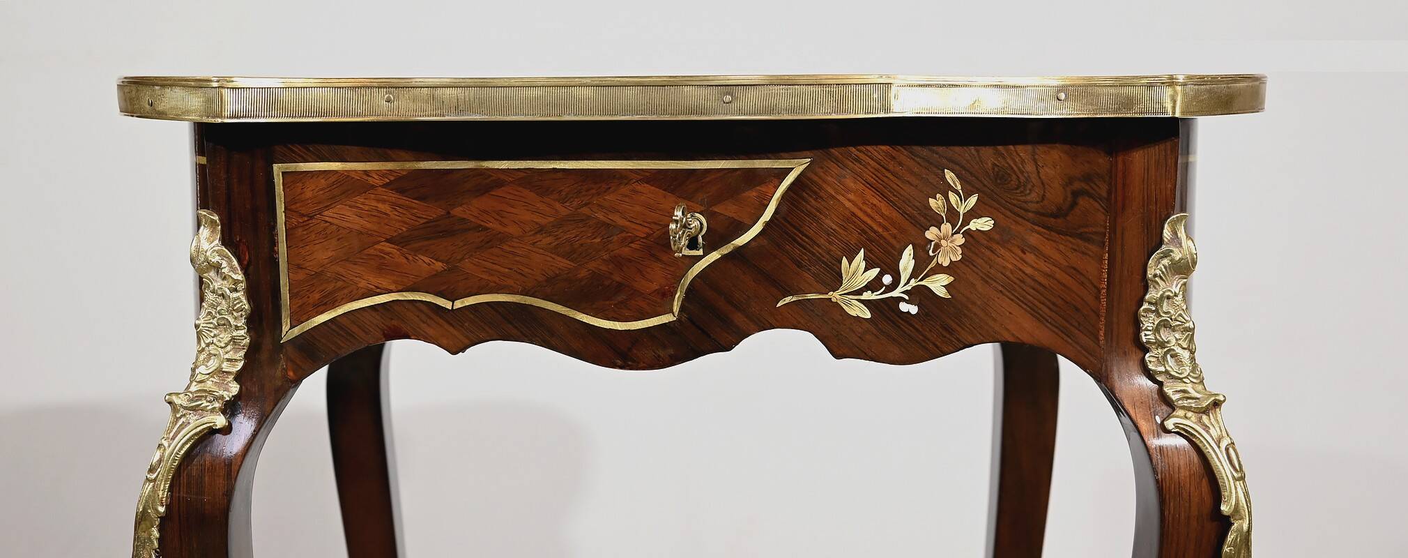 Small Living Room Table in Rosewood and Marquetry, Louis XV style, Napoleon III – Middle XI period