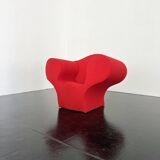 "Soft Big Easy" lounge chair by Ron Arad / Moroso