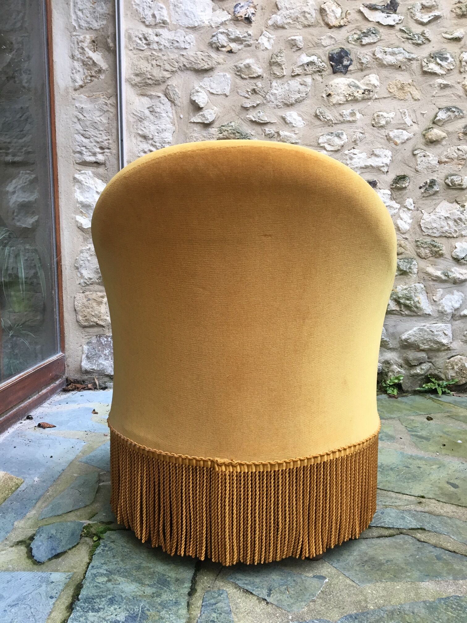 Velvet toad armchair