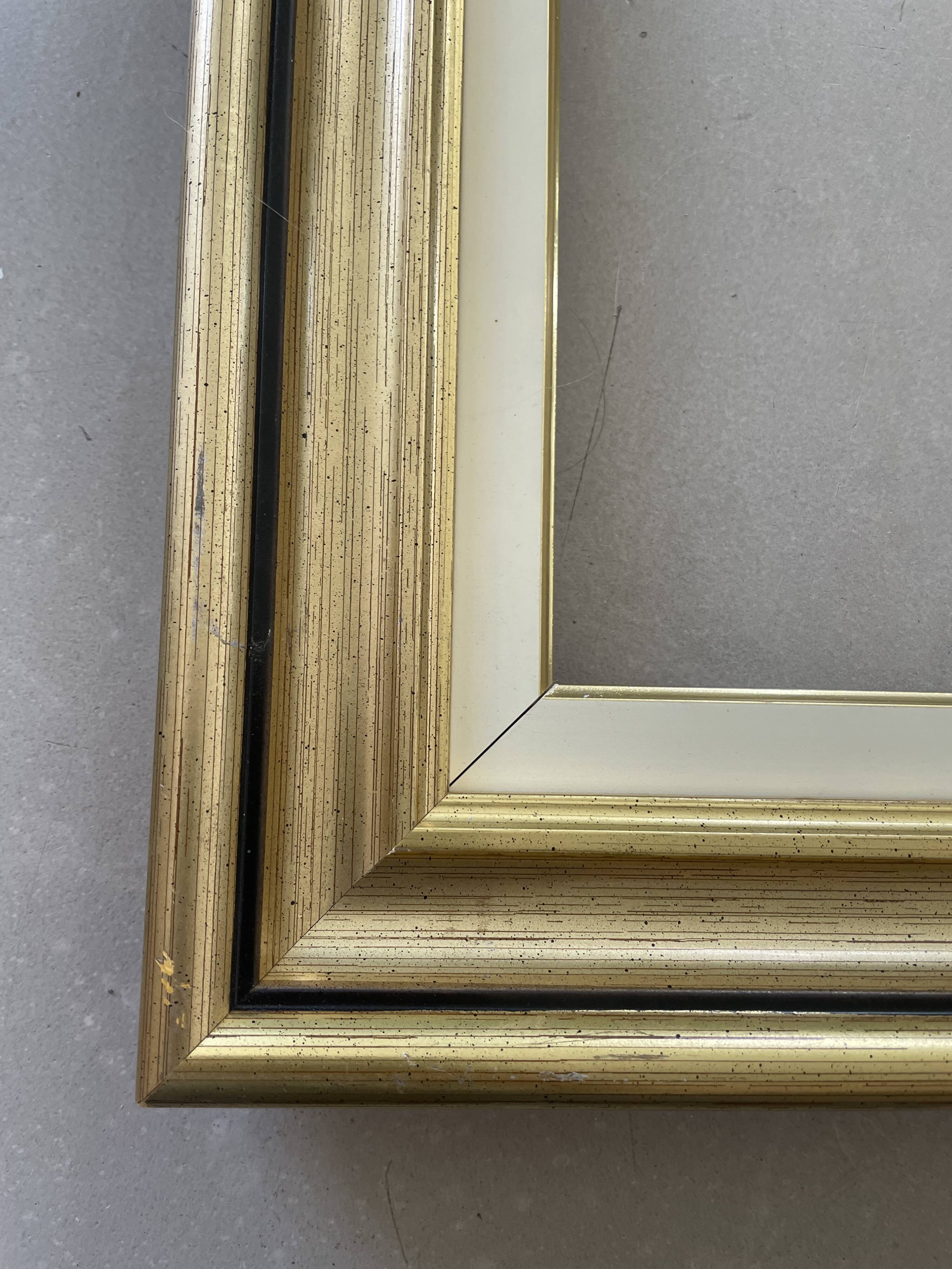 Golden wooden frame 47x60cm