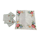 Nappe à thé brodée et 4 serviettes