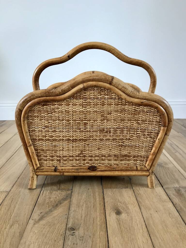 Magazine holder / Pine hutch in rattan, bamboo and canning 70s