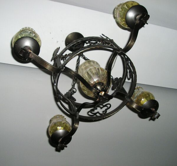 Lustre et ses 2 appliques en fer forgé 1960