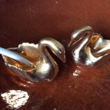 Salt and pepper "swan"