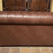 canapé chesterfield 3 places en cuir brun