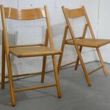 Pair of vintage folding chairs in solid beech, 1970s