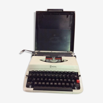 Machine à écrire royal