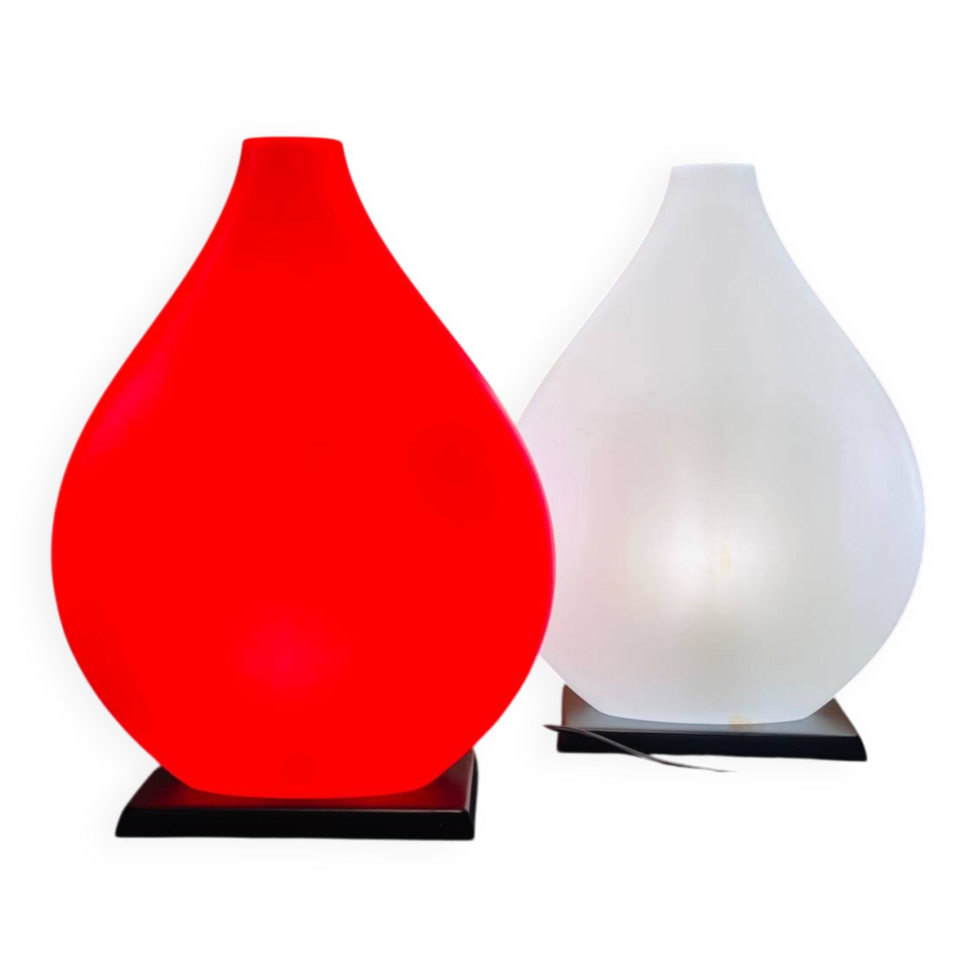Vase-style lamp duo