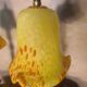 Paire de lampes de chevet Art déco en laiton et pâte de verre jaune, 1930