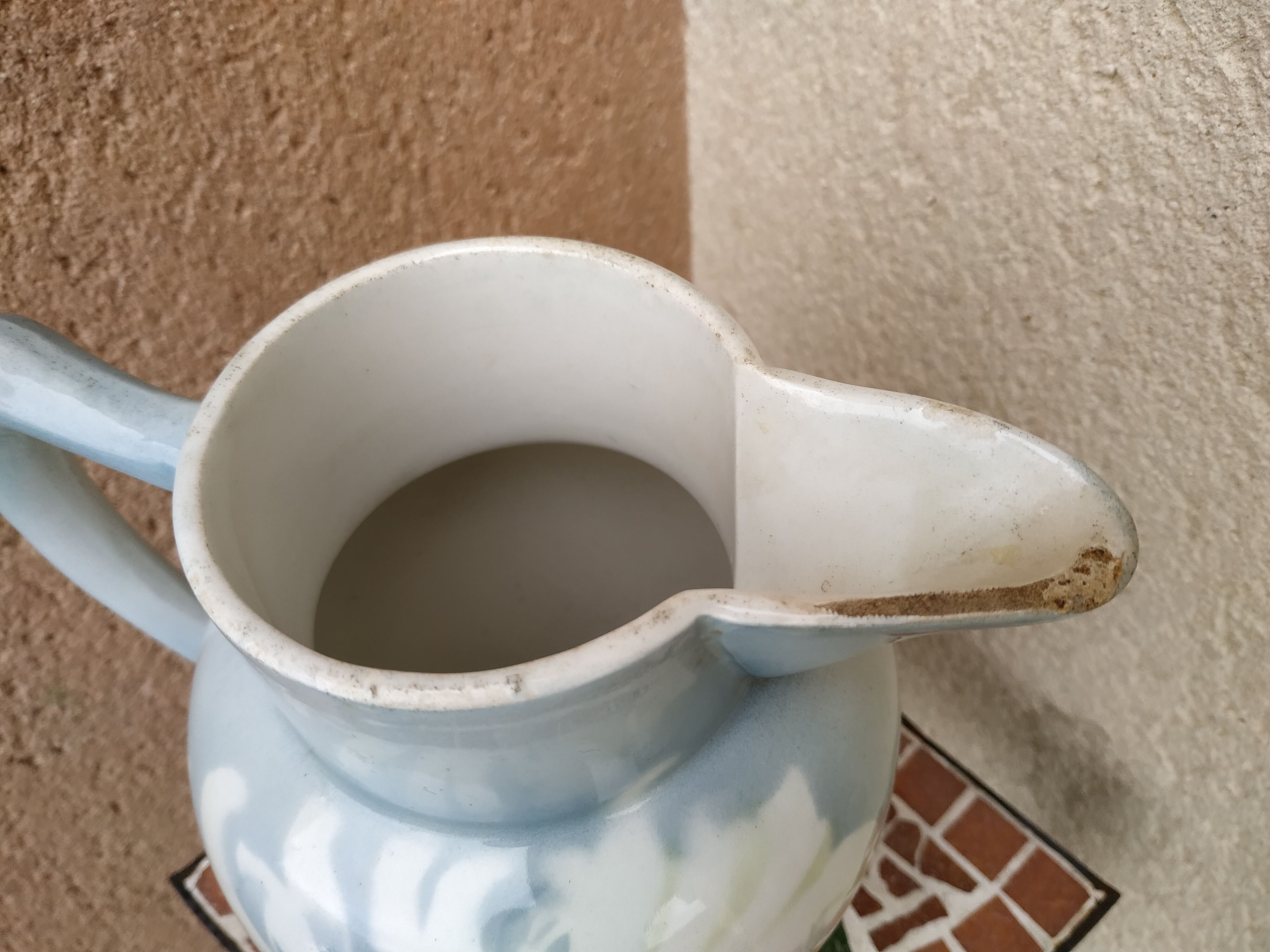 Pitcher with chrysanthemums Keller and Guerin Lunéville