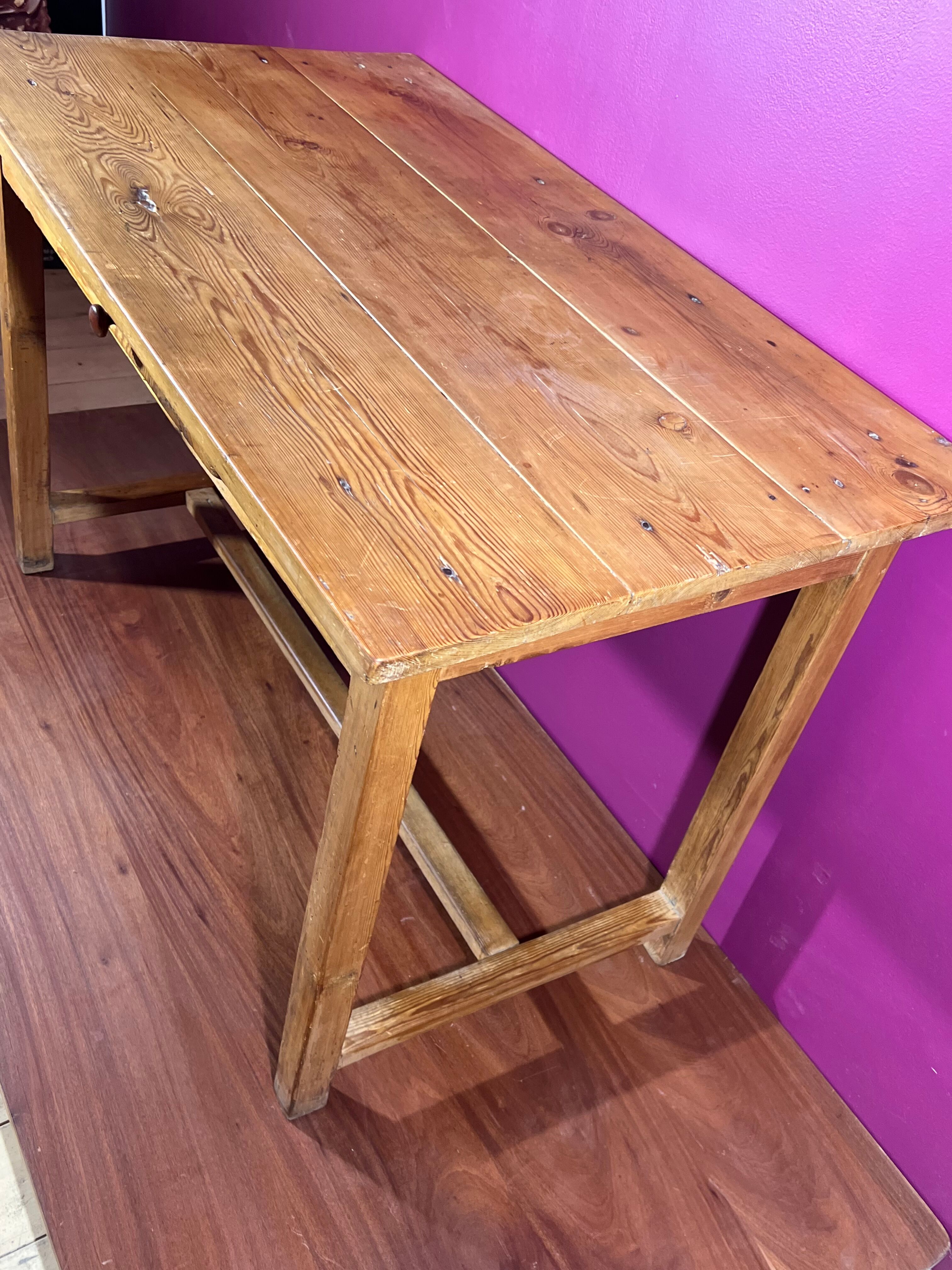Small Farm Table / Country Office