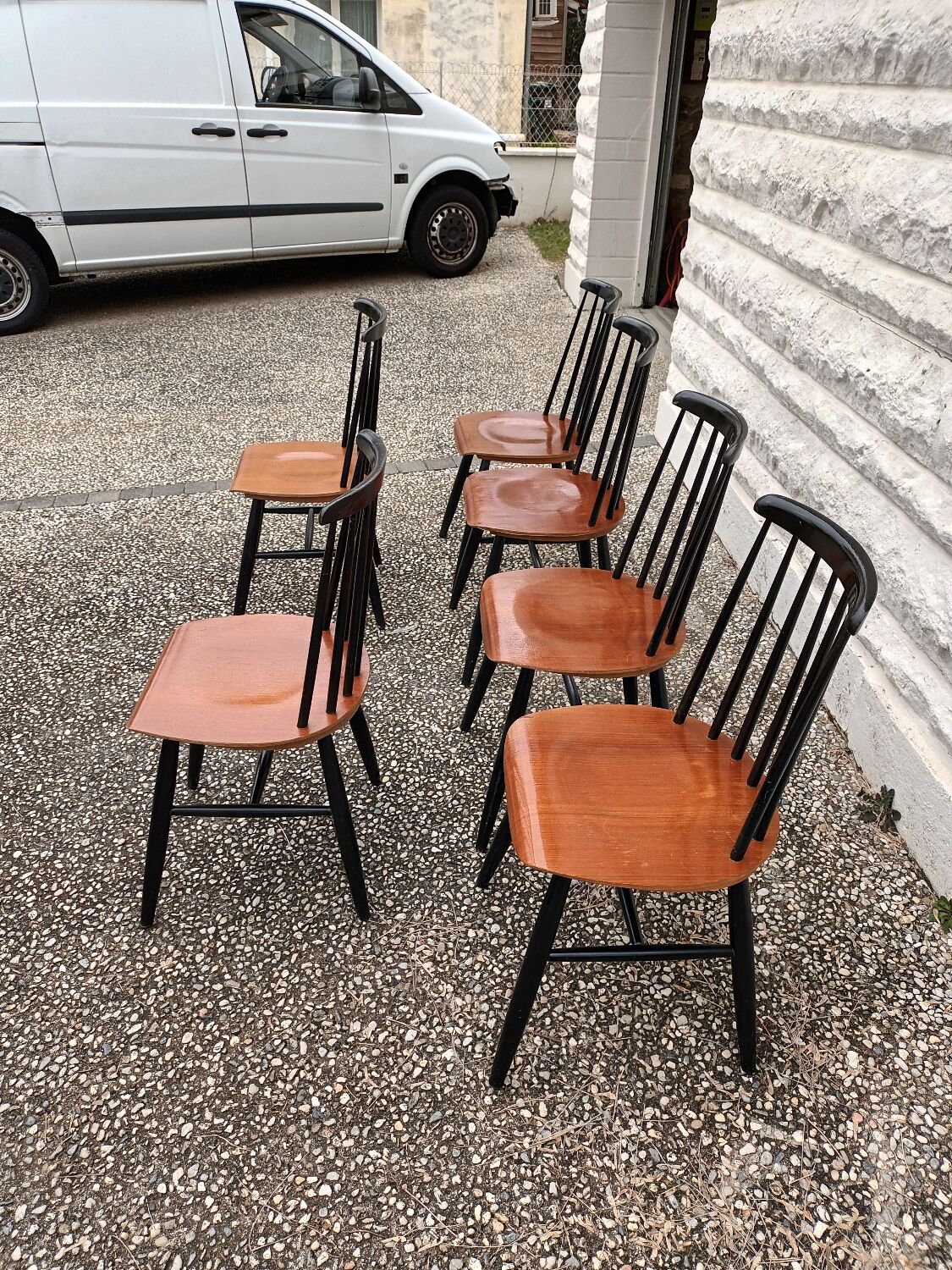 Fanett Chairs by Ilmari Tapiovaara